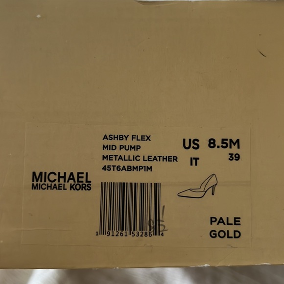 Michael Kors, US size 8.5, pale gold heels/pumps. - Picture 6 of 6